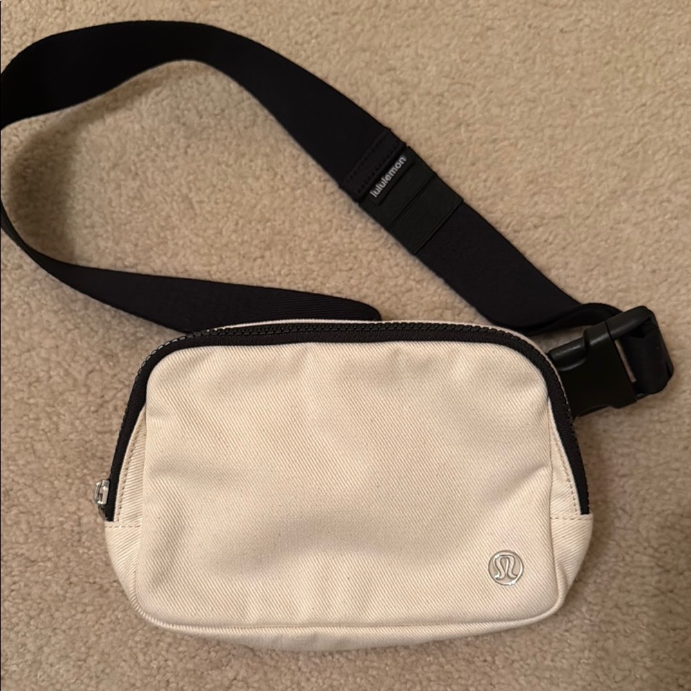 Lululemon Athletica Cream and Black Belt Bag Minimalist Design